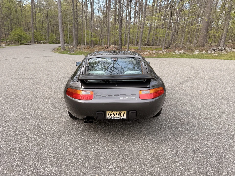 1989 Porsche 928 S4 - Image 19 of 31