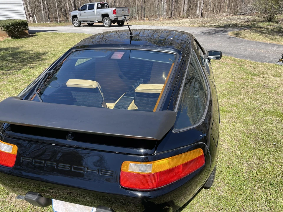 1989 Porsche 928 S4 - Image 19 of 31