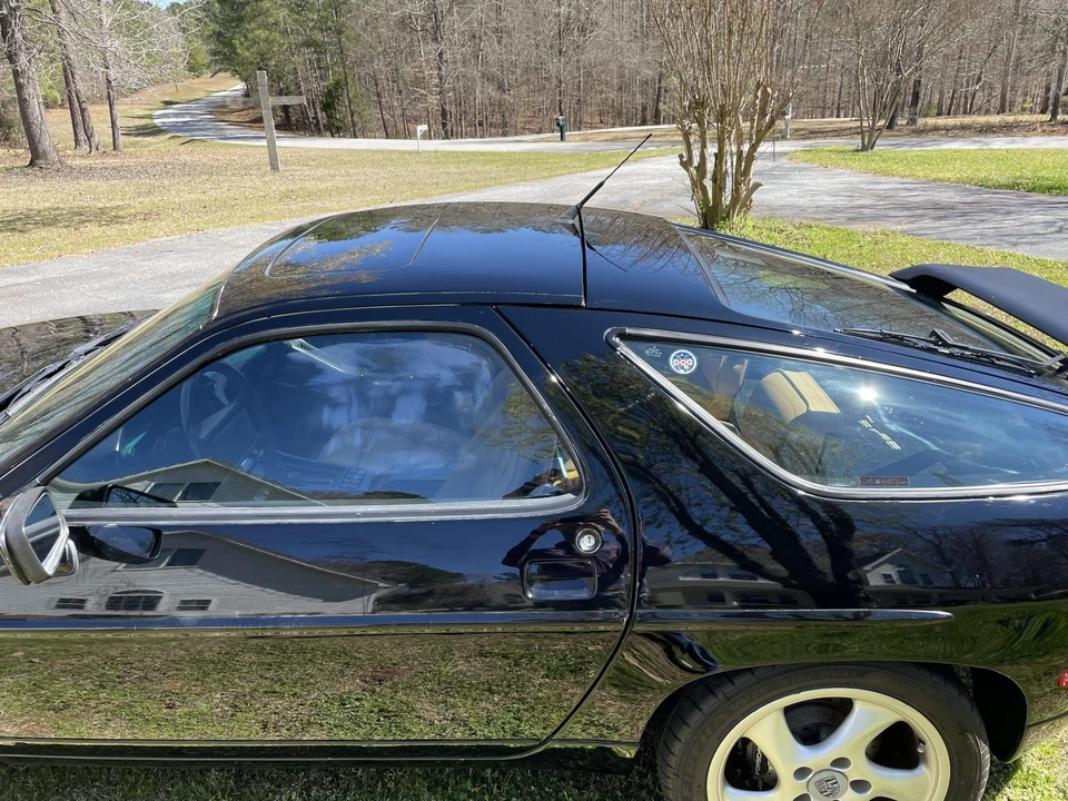 1989 Porsche 928 S4 - Image 16 of 31