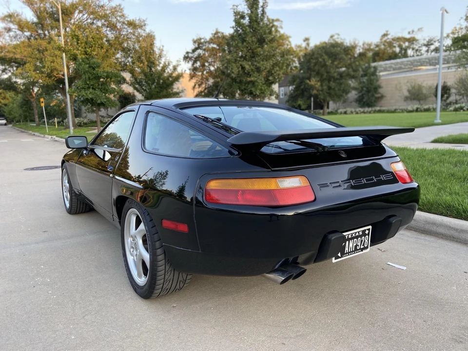 1989 Porsche 928 S4 - Image 27 of 31