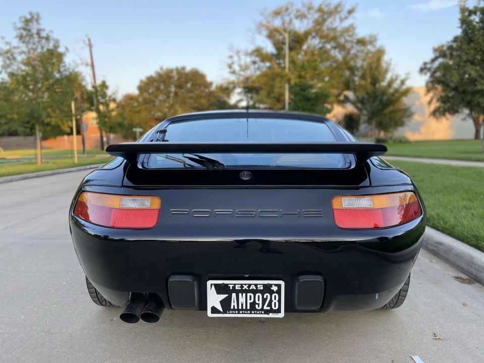 1989 Porsche 928 S4 - Image 23 of 31