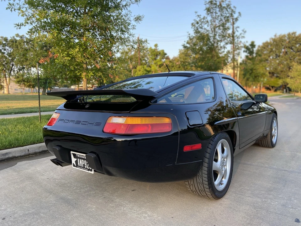 1989 Porsche 928 S4 - Image 21 of 31