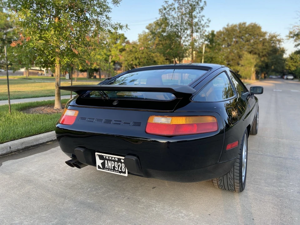 1989 Porsche 928 S4 - Image 22 of 31