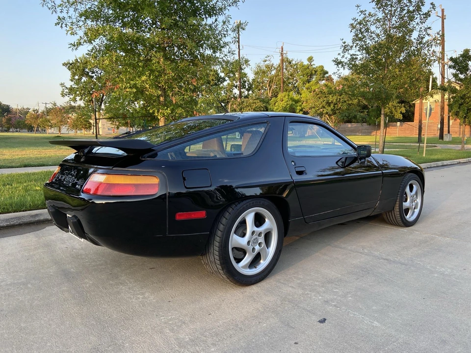 1989 Porsche 928 S4 - Image 20 of 31
