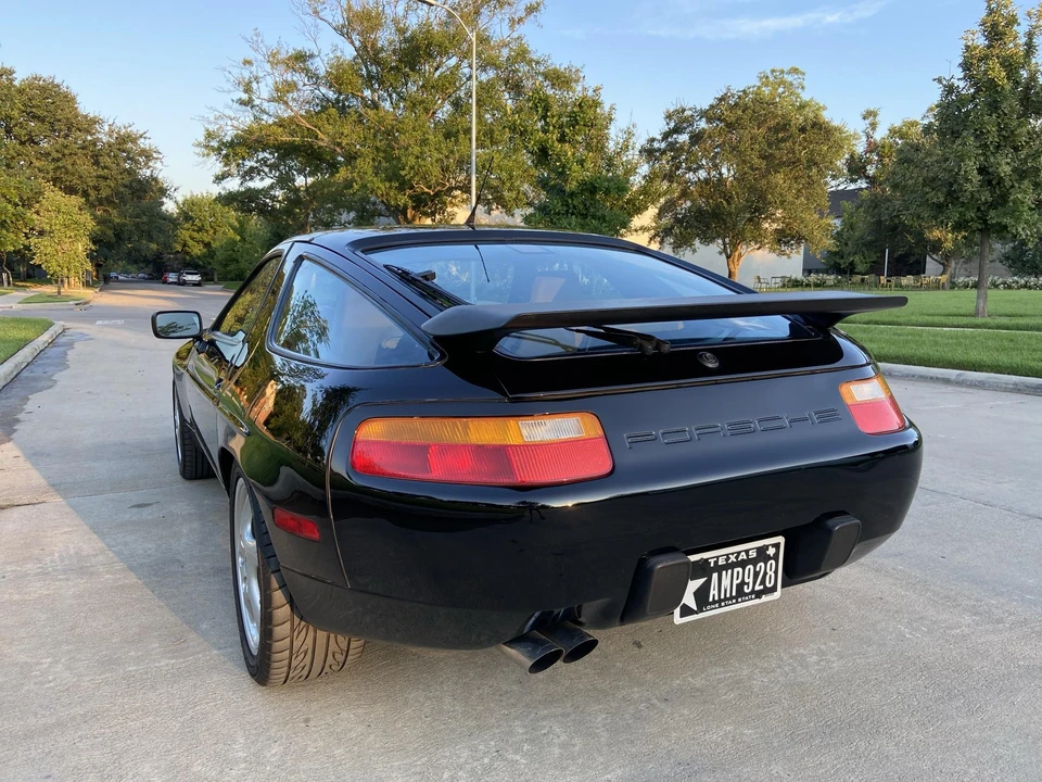 1989 Porsche 928 S4 - Image 25 of 31