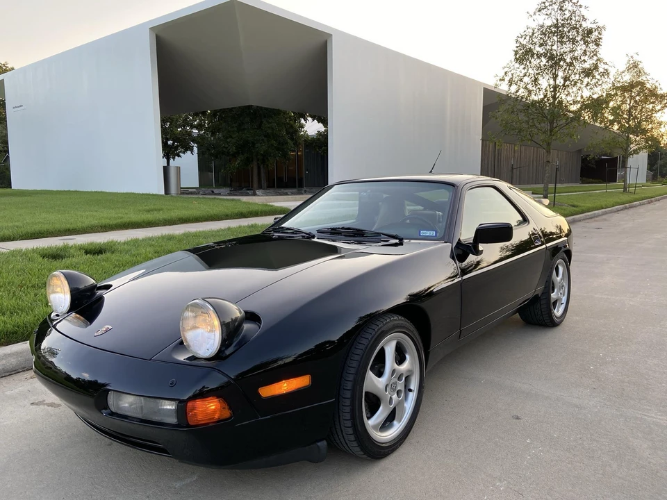 1989 Porsche 928 S4 - Image 4 of 31