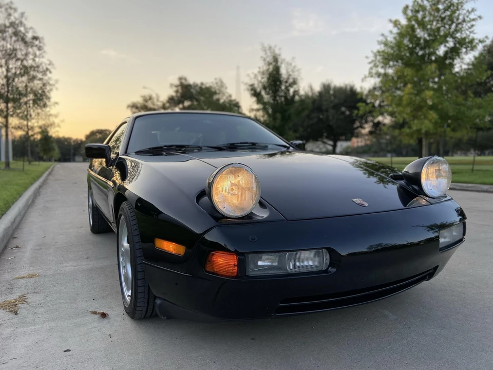 1989 Porsche 928 S4 - Image 12 of 31
