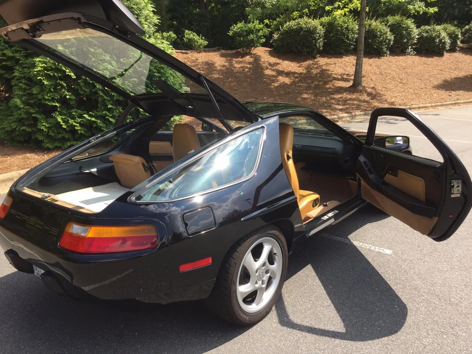 1989 Porsche 928 S4 - Image 18 of 31