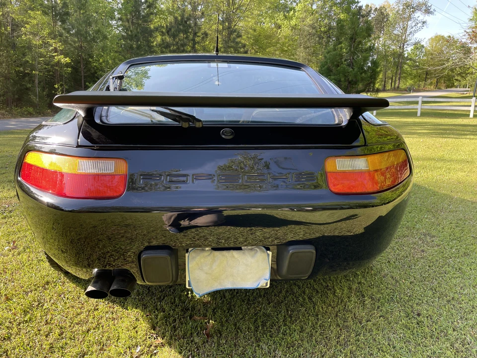 1989 Porsche 928 S4 - Image 13 of 16