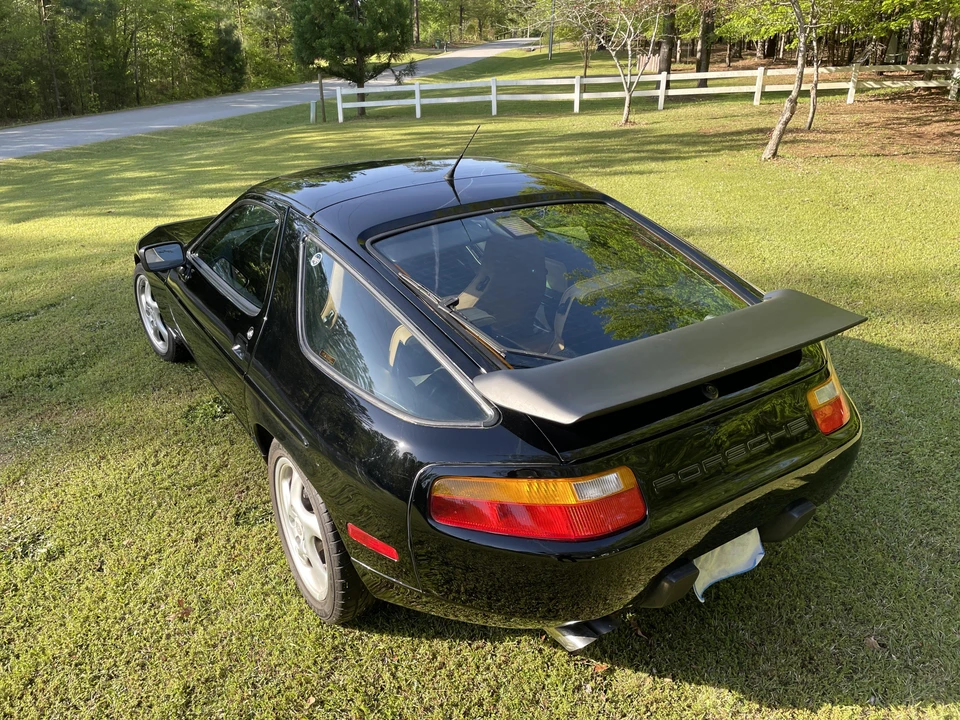 1989 Porsche 928 S4 - Image 12 of 16