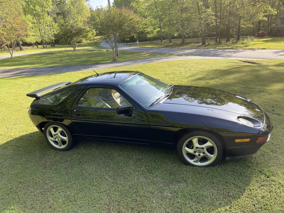 1989 Porsche 928 S4 - Image 15 of 16