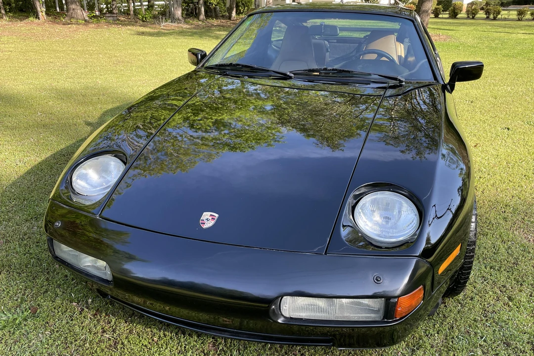 1989 Porsche 928 S4 - Image 2 of 16