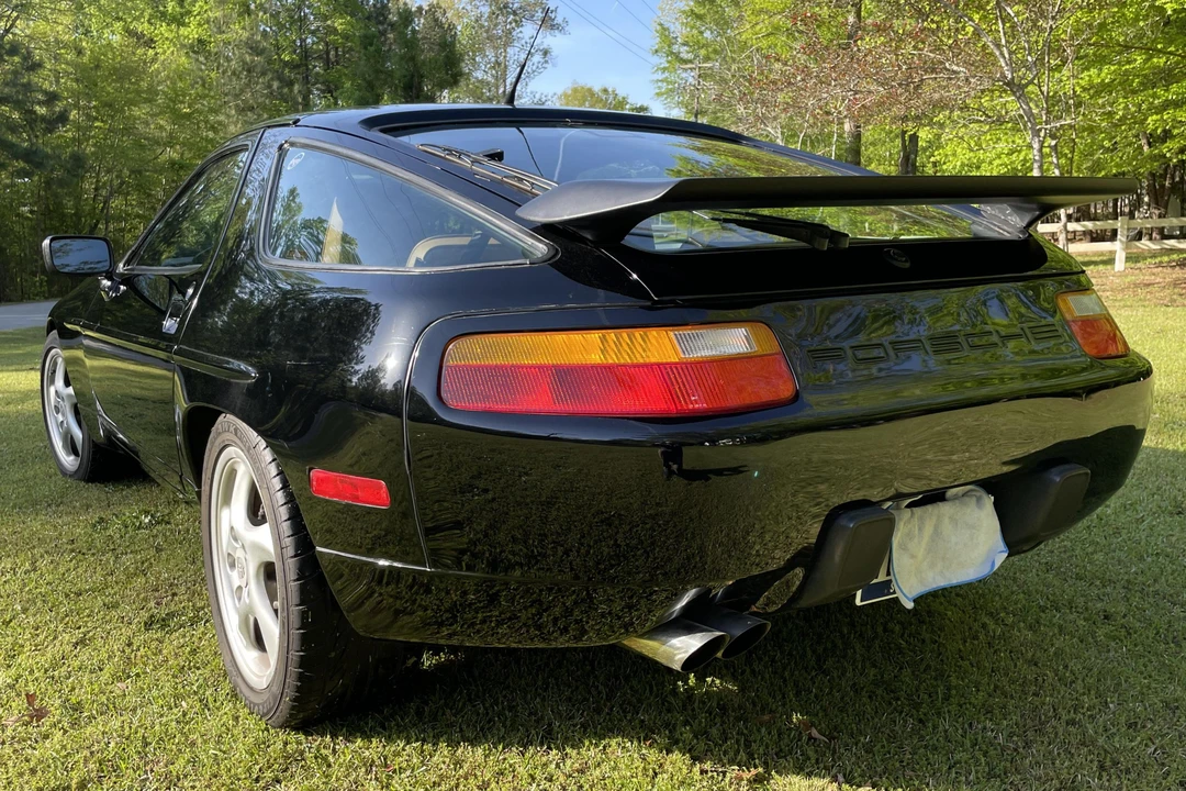 1989 Porsche 928 S4 - Image 4 of 16