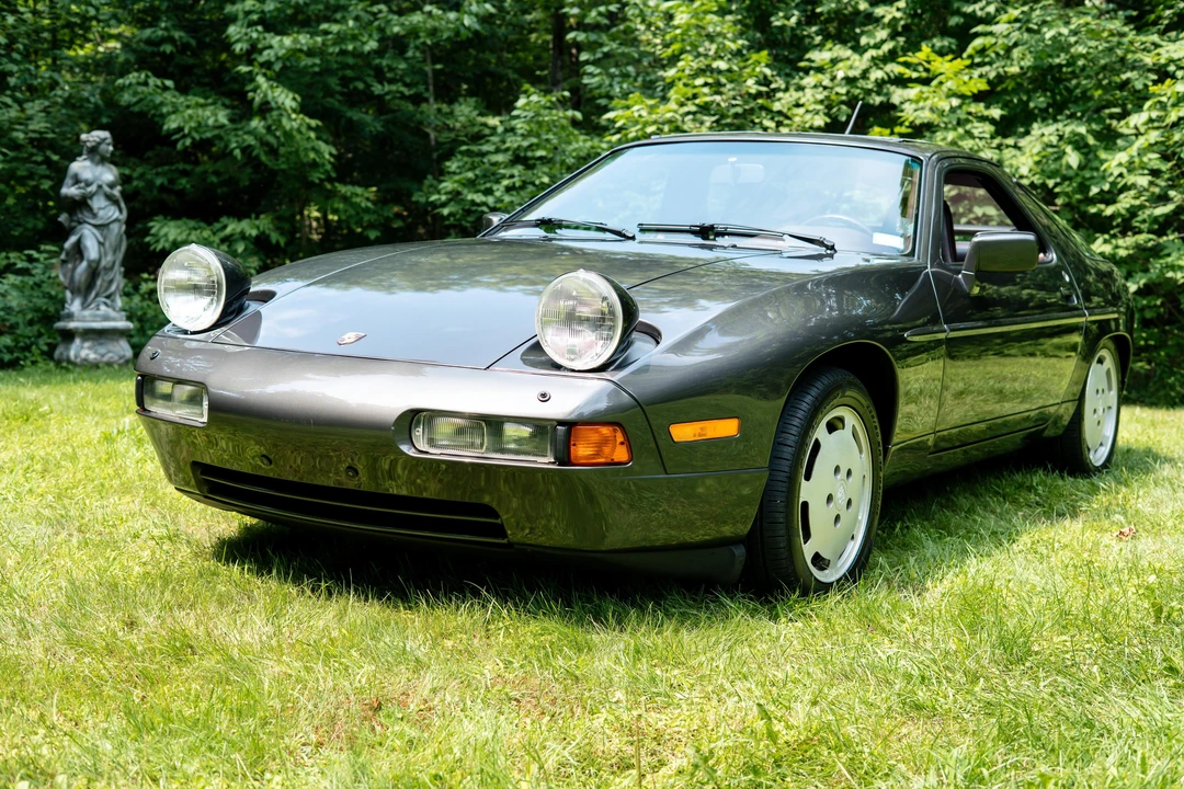 1989 Porsche 928 S4 - Image 9 of 31