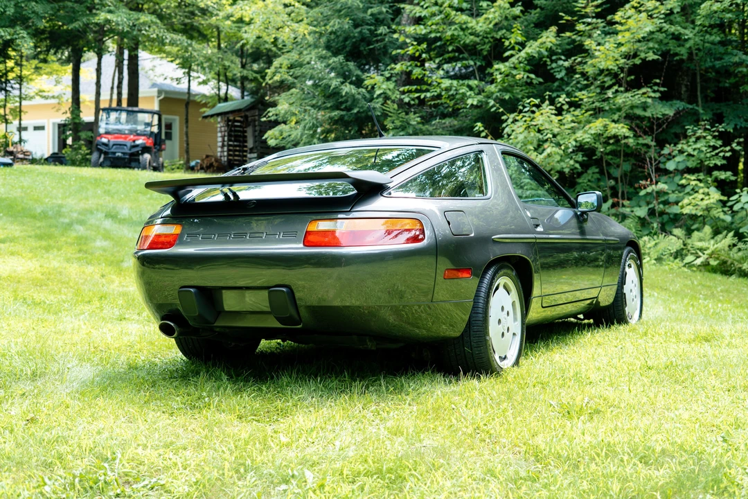 1989 Porsche 928 S4 - Image 24 of 31