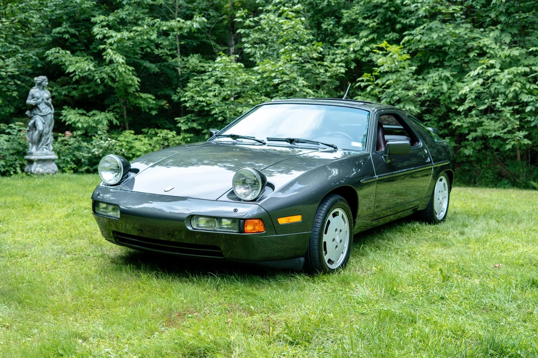 1989 Porsche 928 S4 - Image 11 of 31