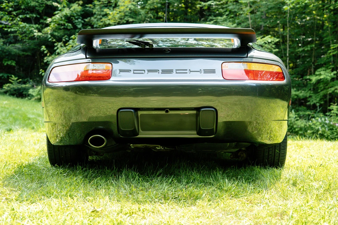1989 Porsche 928 S4 - Image 22 of 31