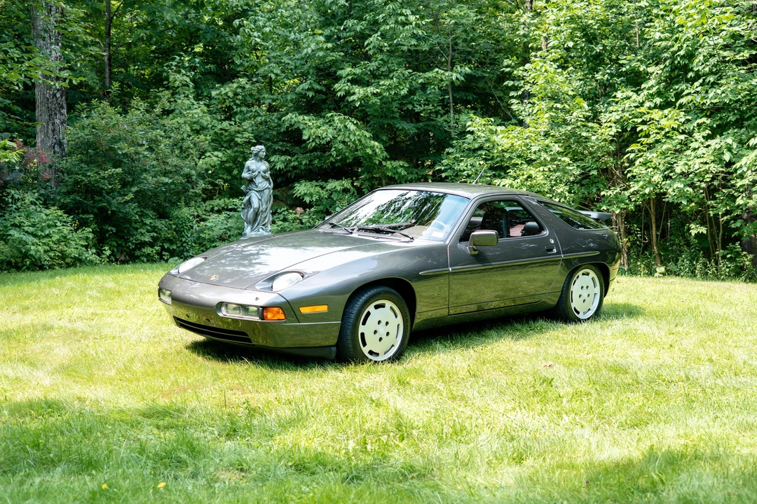 1989 Porsche 928 S4 - Image 15 of 31