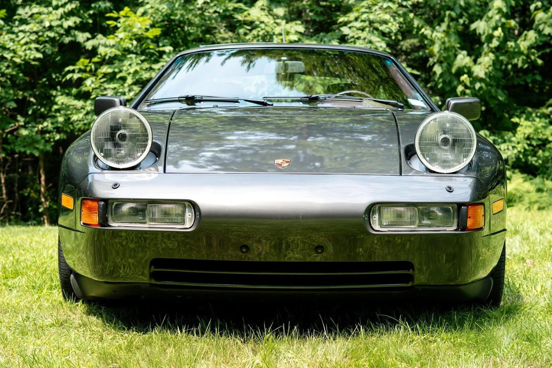 1989 Porsche 928 S4 - Image 2 of 31