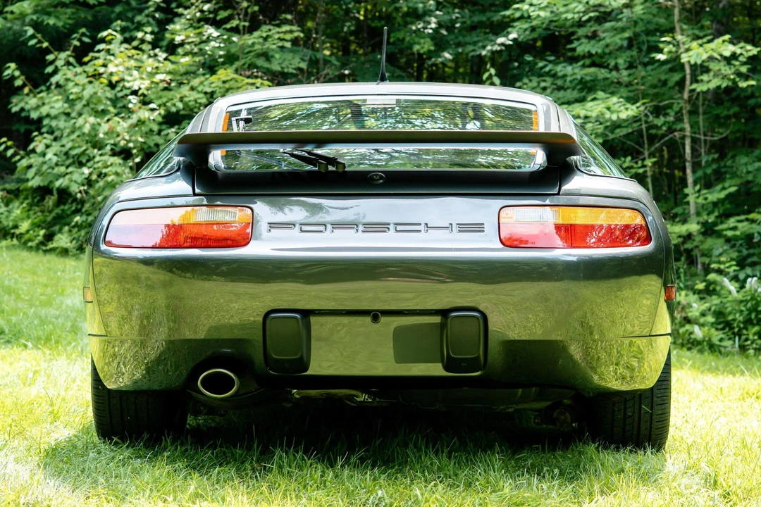 1989 Porsche 928 S4 - Image 5 of 31