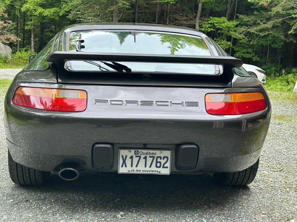 1989 Porsche 928 S4 - Image 23 of 31