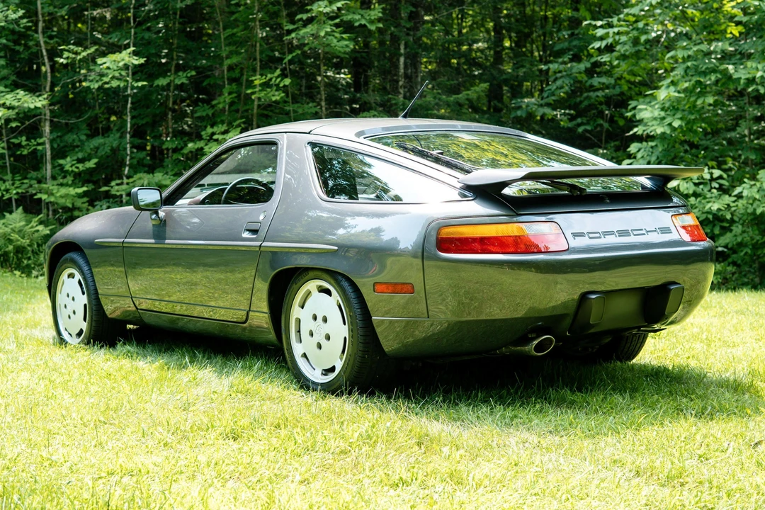 1989 Porsche 928 S4 - Image 4 of 31