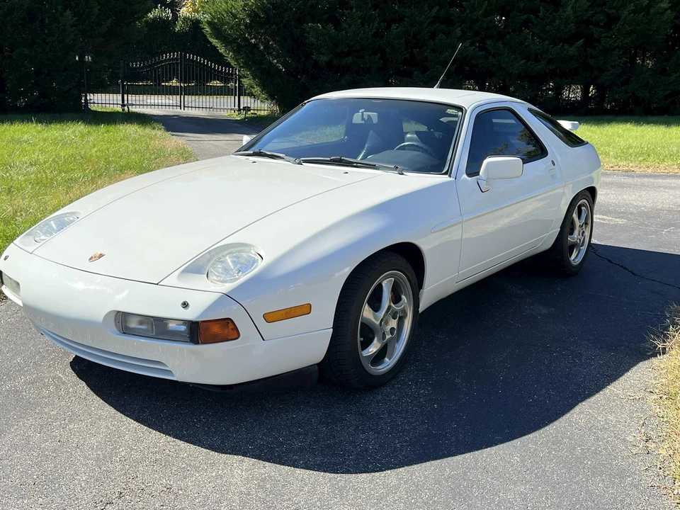 1989 Porsche 928 S4 - Image 3 of 31