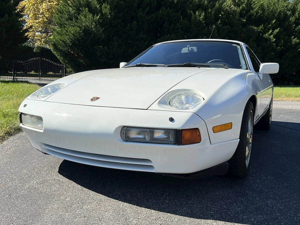 1989 Porsche 928 S4 - Image 5 of 31