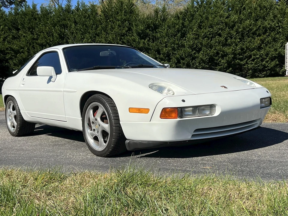 1989 Porsche 928 S4 - Image 8 of 31
