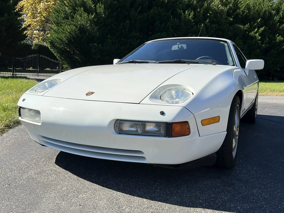 1989 Porsche 928 S4 - Image 6 of 31