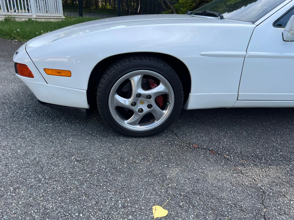 1989 Porsche 928 S4 - Image 24 of 31