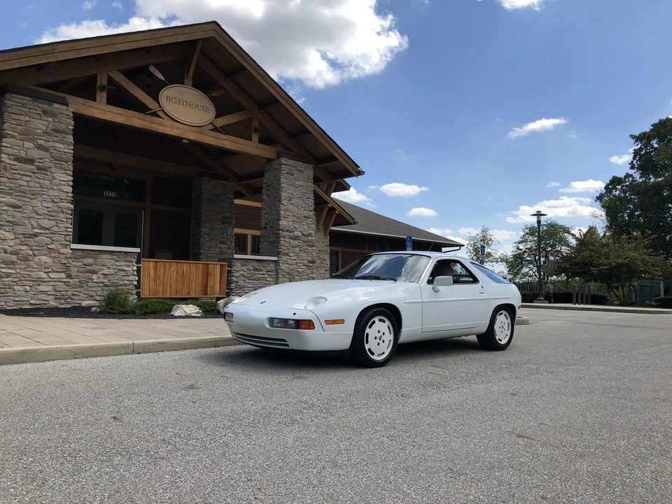1989 Porsche 928 S4 - Image 3 of 31