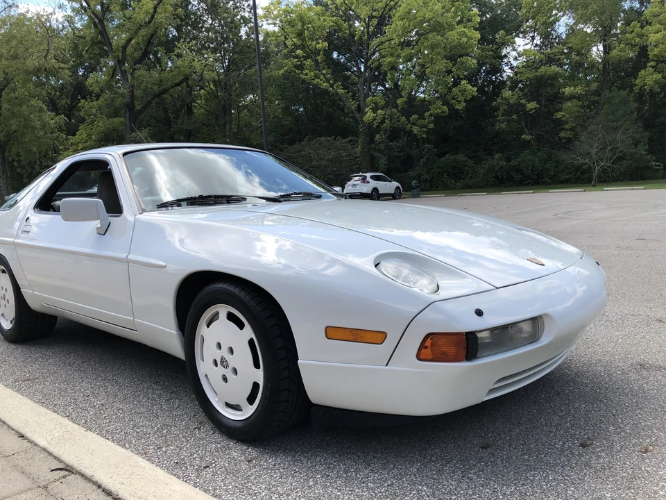 1989 Porsche 928 S4 - Image 14 of 31