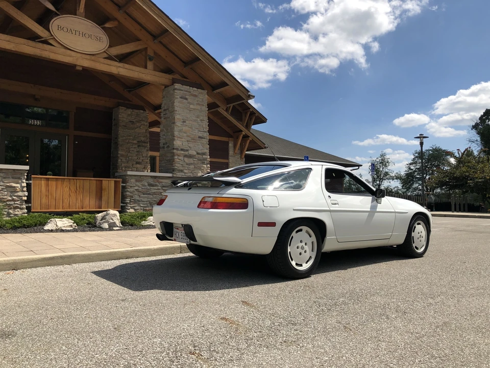 1989 Porsche 928 S4 - Image 11 of 31