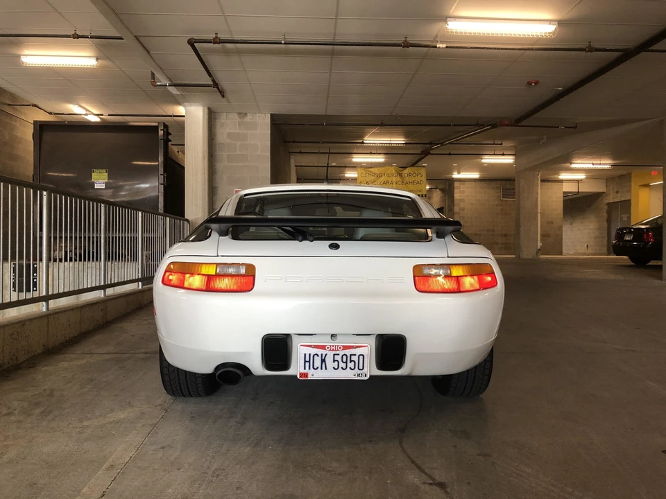 1989 Porsche 928 S4 - Image 8 of 31