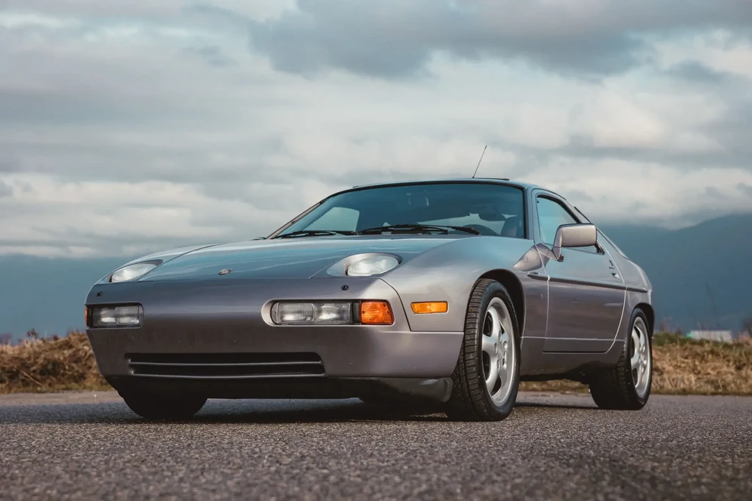 1989 Porsche 928 S4 - Image 6 of 6