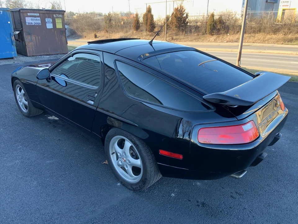 1989 Porsche 928 S4 - Image 14 of 31
