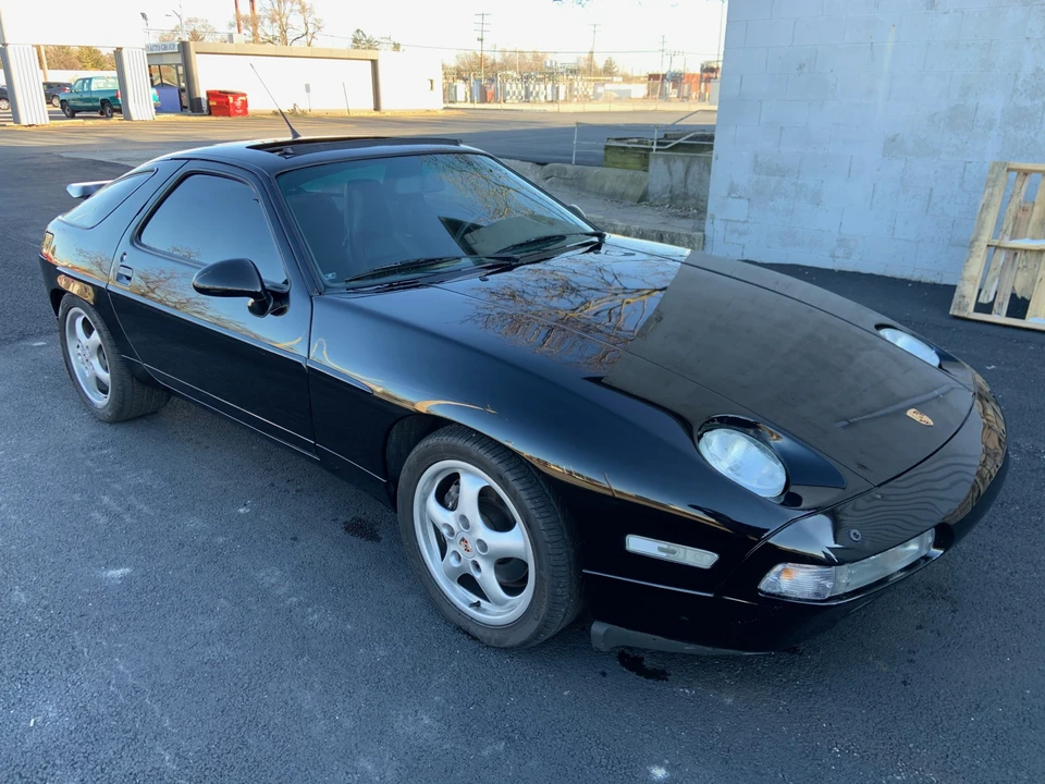 1989 Porsche 928 S4 - Image 8 of 31