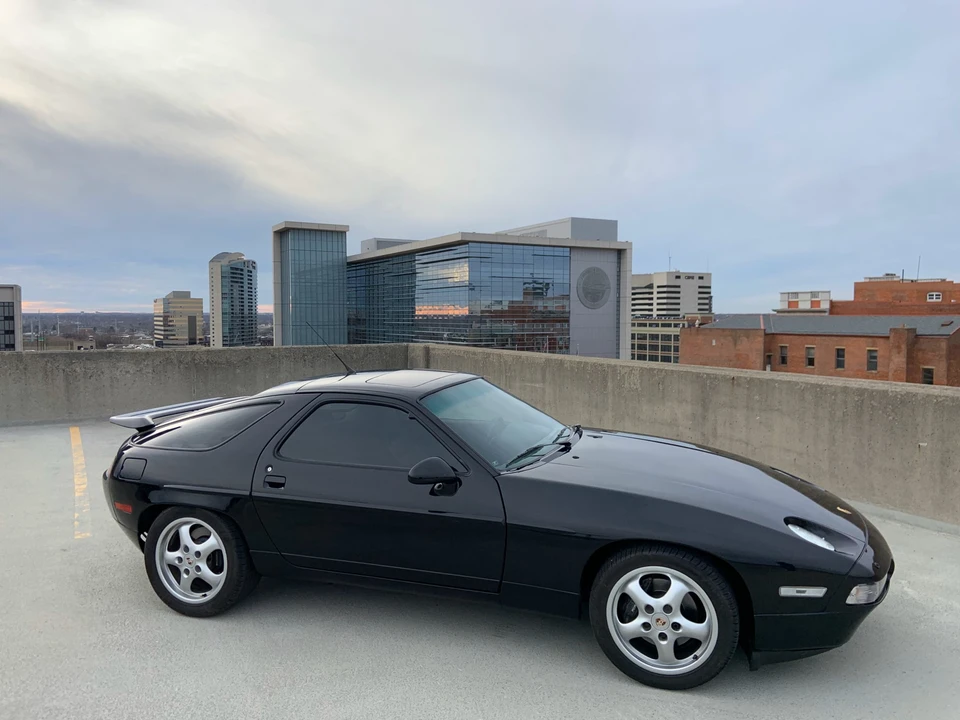1989 Porsche 928 S4 - Image 11 of 31