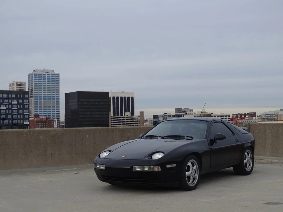 1989 Porsche 928 S4 - Image 4 of 31