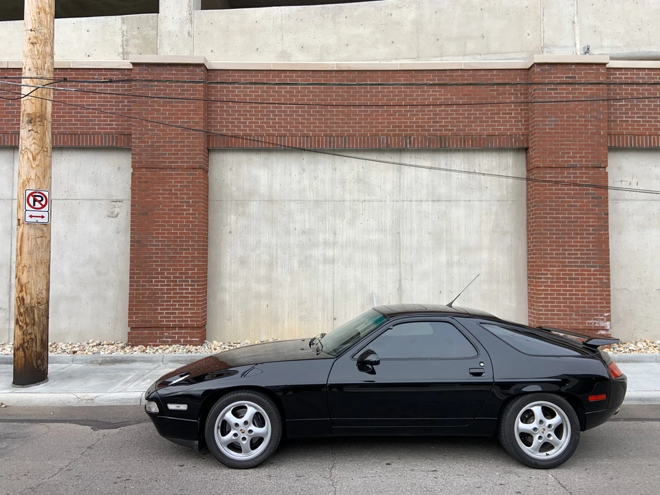 1989 Porsche 928 S4 - Image 16 of 31