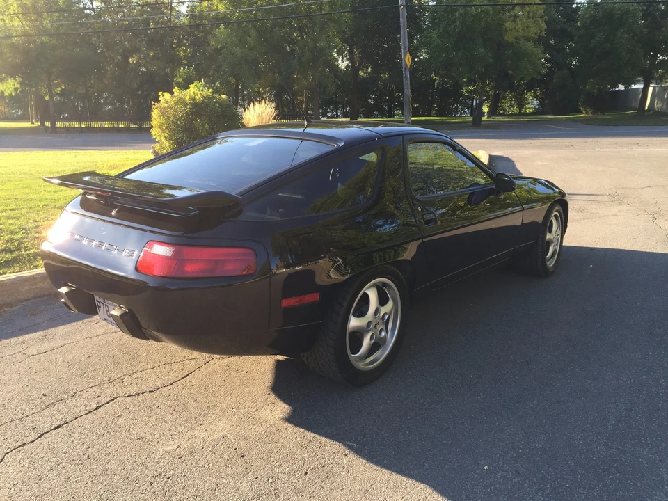 1989 Porsche 928 S4 - Image 12 of 31