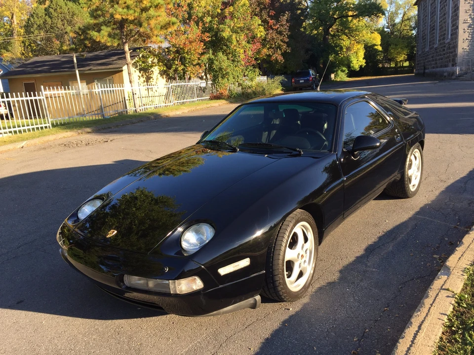 1989 Porsche 928 S4 - Image 2 of 31