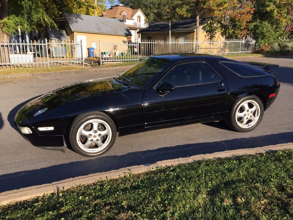 1989 Porsche 928 S4 - Image 13 of 31