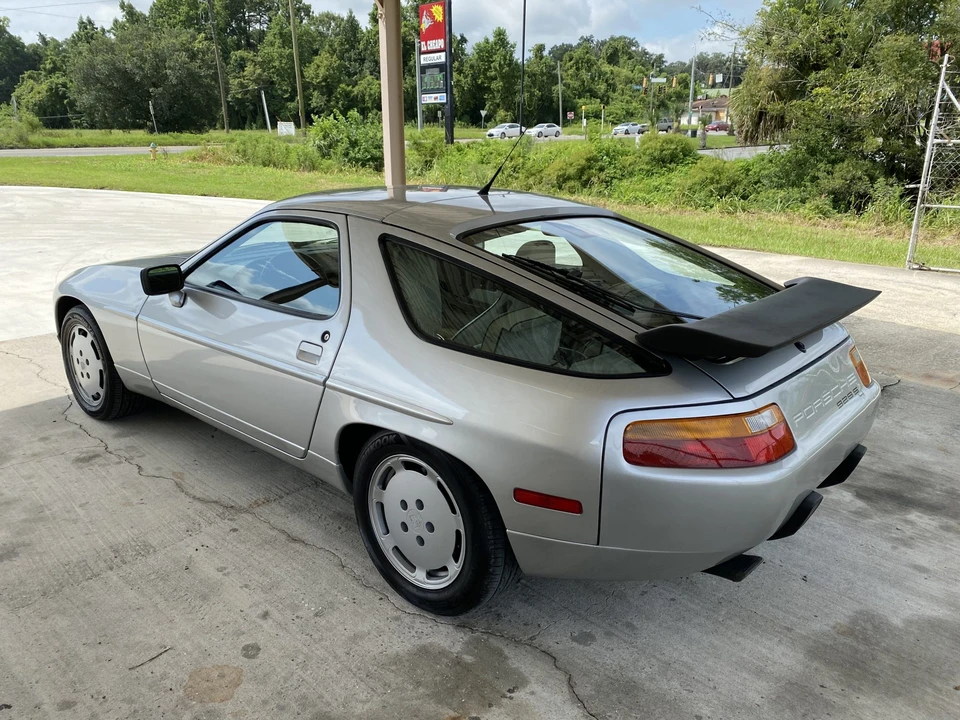 1989 Porsche 928 S4 - Image 21 of 31