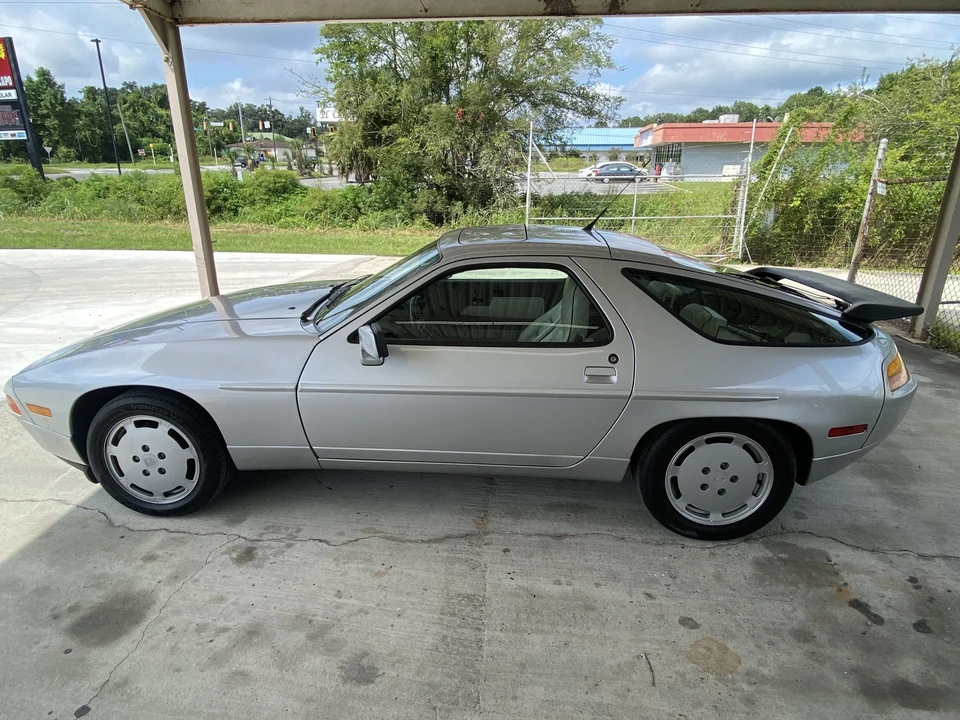 1989 Porsche 928 S4 - Image 20 of 31