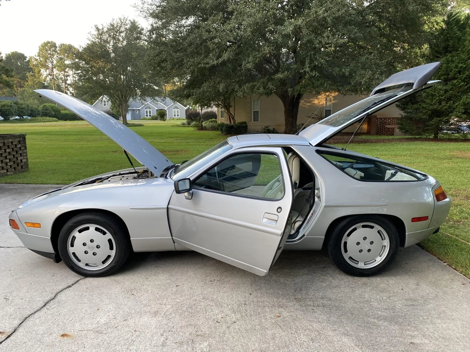 1989 Porsche 928 S4 - Image 29 of 31