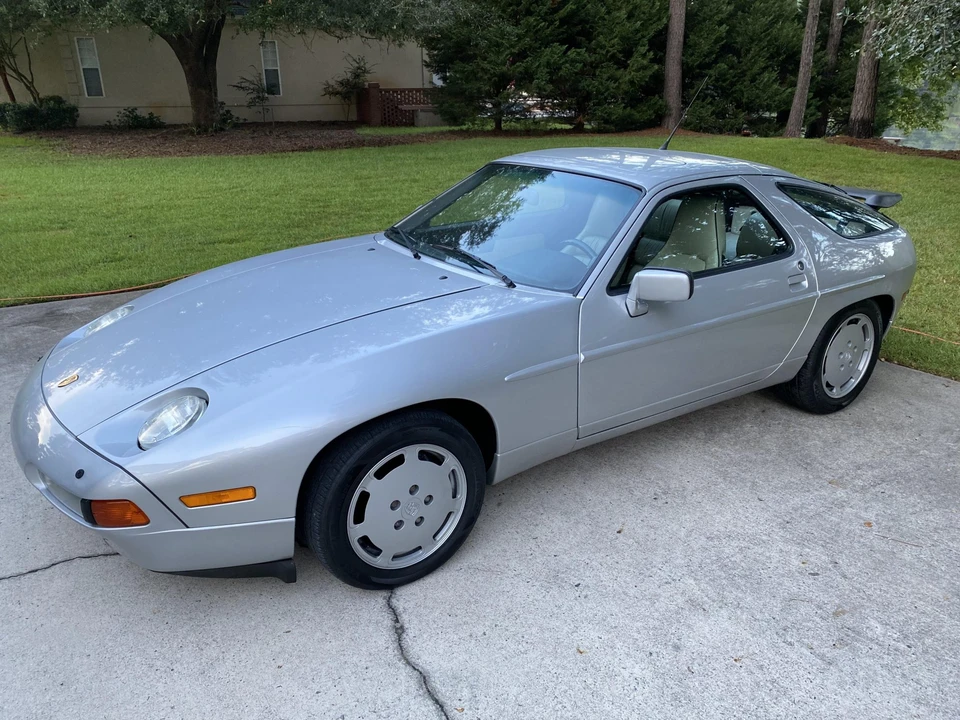 1989 Porsche 928 S4 - Image 2 of 31