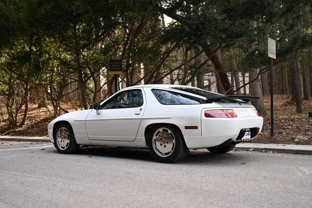 1989 Porsche 928 S4 - Image 4 of 31
