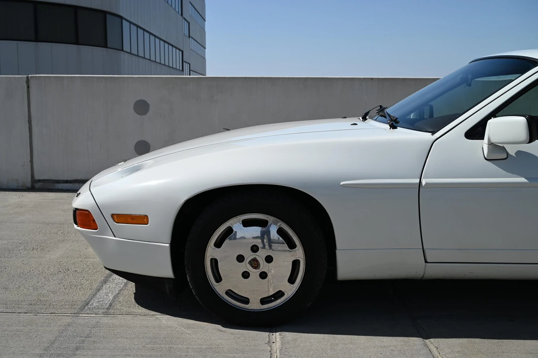 1989 Porsche 928 S4 - Image 22 of 31